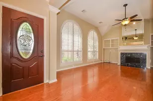 46 Grants Lake Cir, Sugar Land, TX 77479 - Photo 7