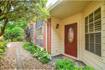 46 Grants Lake Circle, Sugar Land, TX 77479 - Photo 5