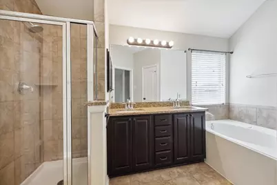 208 Morgan Isle Lane, Dickinson, TX 77539 - Photo 5