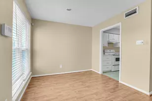 3220 69th St, Galveston, TX 77551 - Photo 7