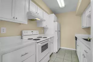 3220 69th St, Galveston, TX 77551 - Photo 9