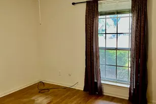 6011 Green Falls Dr, Houston, TX 77088 - Photo 9