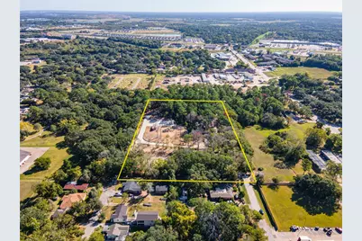 225 Foster Street, Alvin, TX 77511 - Photo 1