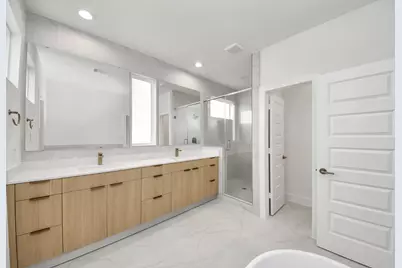 9123 La Pau Lane, Houston, TX 77051 - Photo 31
