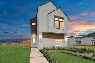 9123 La Pau Ln, Houston, TX 77051 - Photo 1