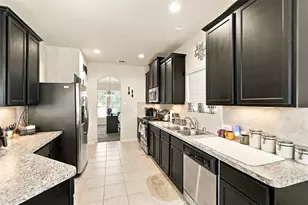 22754 Highland Bluff Ln, Spring, TX 77373 - Photo 9