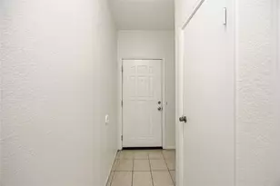 7589 Cambridge St, Houston, TX 77054 - Photo 3