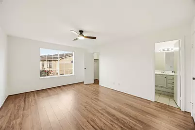 7589 Cambridge Street #B, Houston, TX 77054 - Photo 13