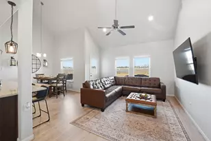 6138 Hazel Lk Dr, Conroe, TX 77303 - Photo 3