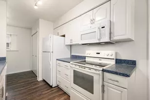 806 S Hyannis Port St, Crosby, TX 77532 - Photo 13