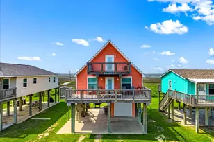 2815 Bluewater Hwy, Surfside Beach, TX 77541 - Photo 1