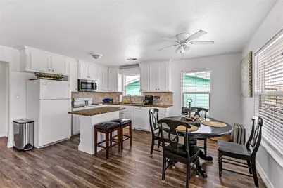 2815 Blue Water Highway, Surfside Beach, TX 77541 - Photo 17