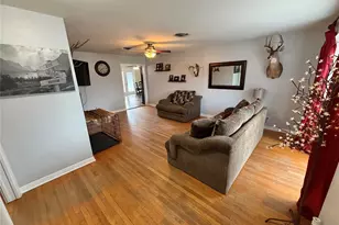 714 Center Way St, Lake Jackson, TX 77566 - Photo 5