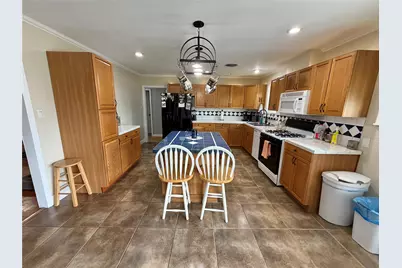 714 Center Way Street, Lake Jackson, TX 77566 - Photo 13