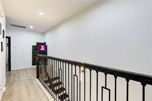 5421 Southlea St, Houston, TX 77033 - Photo 17