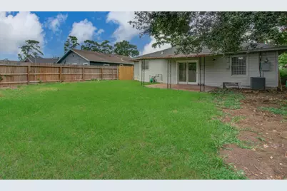 3626 Songwood Street, Houston, TX 77023 - Photo 33