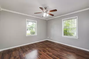 3626 Songwood St, Houston, TX 77023 - Photo 27