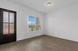 317 Redbud Rdg Dr, Brookshire, TX 77423 - Photo 11