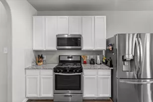 3327 Tavo Ridge Dr, Conroe, TX 77301 - Photo 11