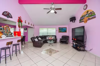 7926 Westington Lane, Houston, TX 77040 - Photo 9