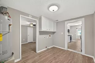 2313 35th Ave N, Texas City, TX 77590 - Photo 13