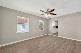 2313 35th Ave N, Texas City, TX 77590 - Photo 5