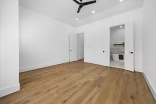 9010 Wellspring Dr, Houston, TX 77080 - Photo 17