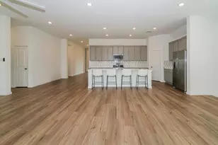 2513 Seneca Lk Dr, Texas City, TX 77568 - Photo 5