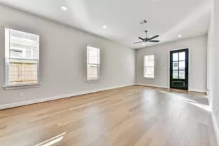 2515 S Houston Ave, Pearland, TX 77581 - Photo 5