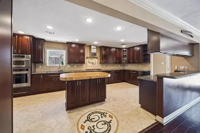 7726 Meadowvale Drive, Houston, TX 77063 - Photo 5