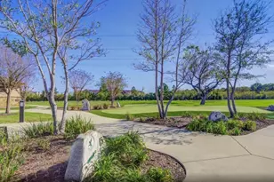 4027 Spurwing Ln, Baytown, TX 77521 - Photo 31