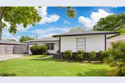 1412 W 10th Street, Freeport, TX 77541 - Photo 3