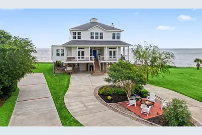 4522 Tharp Drive, Seabrook, TX 77586 - Photo 1