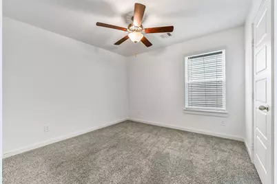 3028 Crown Gate Drive, Houston, TX 77047 - Photo 19