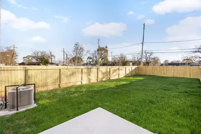 5502 Pershing Street Unit A #A, Houston, TX 77033 - Photo 25
