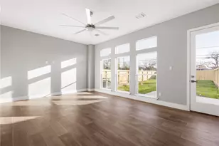 5502 Pershing St, Houston, TX 77033 - Photo 11