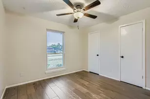 17706 Fife Ln, Webster, TX 77598 - Photo 9