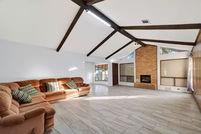 10706 Sagebluff Drive, Houston, TX 77089 - Photo 3