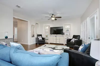 711 Cien Road, Kemah, TX 77565 - Photo 3