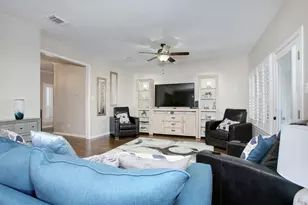 711 Cien Rd, Kemah, TX 77565 - Photo 3