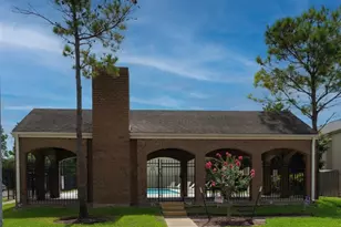 1914 Gentryside Dr, Houston, TX 77077 - Photo 17