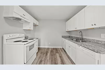 234 E Texas Street, Brazoria, TX 77422 - Photo 9