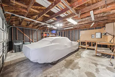 11334 Chevy Chase Drive, Houston, TX 77077 - Photo 29