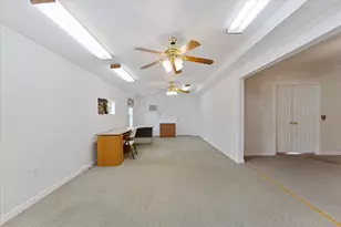 23419 Quiet Hollow Rd, Montgomery, TX 77356 - Photo 15