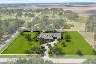 4710 Saddle Dr, Needville, TX 77461 - Photo 5