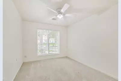43 E Trillium Circle, The Woodlands, TX 77381 - Photo 29