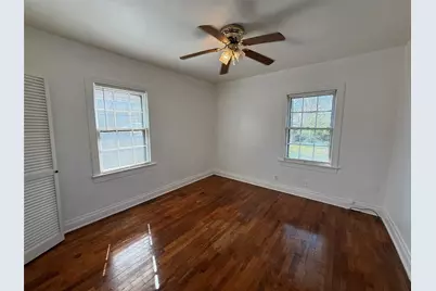 565 24th Street, Beaumont, TX 77707 - Photo 13
