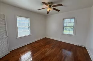 565 24th St, Beaumont, TX 77707 - Photo 13