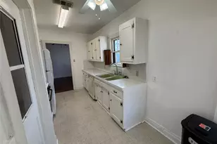 565 24th St, Beaumont, TX 77707 - Photo 21
