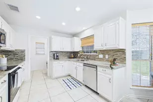 2815 Village Dale Ave, Houston, TX 77059 - Photo 15